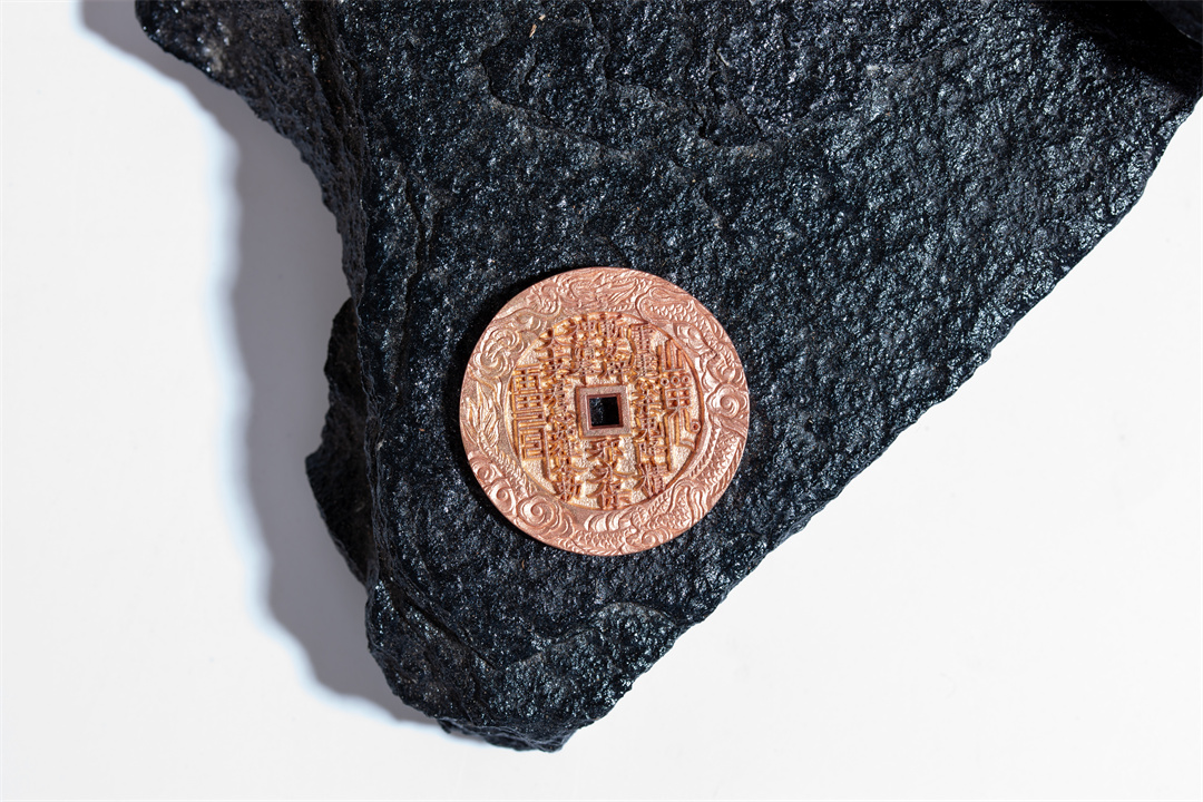 山鬼(龙纹刻花3厘米铜版)qy501090850