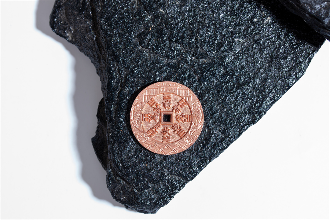 山鬼(龙纹刻花3厘米铜版)qy501090850